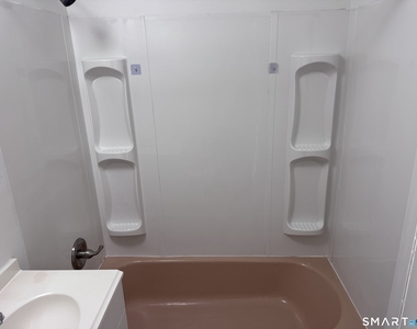 544 Tolland Street - Photo Thumbnail 6