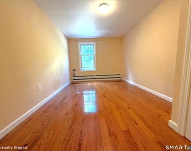 25 Railroad Avenue - Photo Thumbnail 6