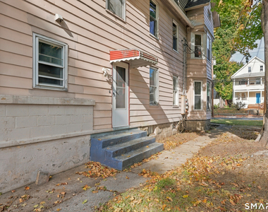 31 Wolcott Avenue - Photo Thumbnail 20