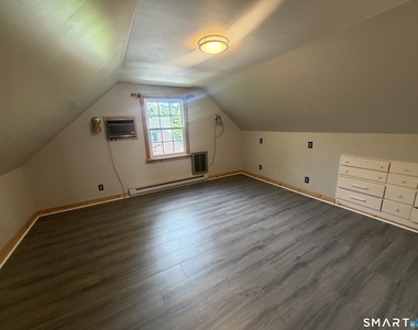 16 Harding Avenue - Photo Thumbnail 7