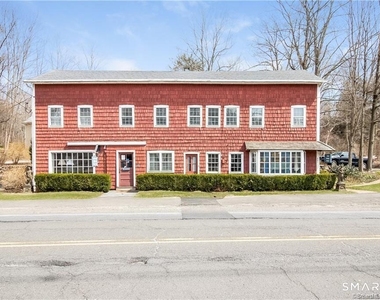 451 Main Street - Photo Thumbnail 2