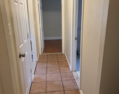 42 Girard Avenue - Photo Thumbnail 8