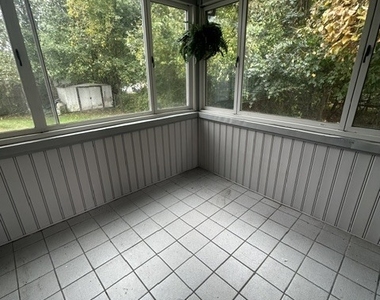 42 Girard Avenue - Photo Thumbnail 5