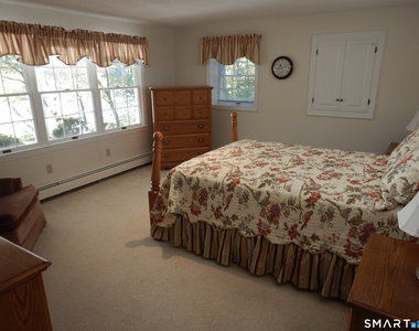 12 Ridgewood Drive - Photo Thumbnail 10
