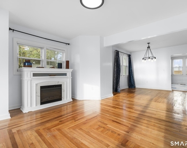 315 Marion Street - Photo Thumbnail 9