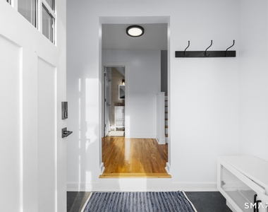 315 Marion Street - Photo Thumbnail 5