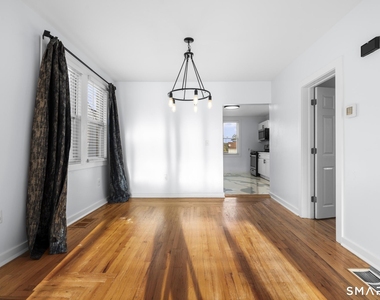 315 Marion Street - Photo Thumbnail 14