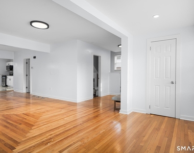 315 Marion Street - Photo Thumbnail 11