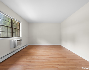 37 Enid Street - Photo Thumbnail 12