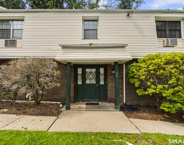 37 Enid Street - Photo Thumbnail 5