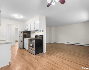 37 Enid Street - Photo Thumbnail 19