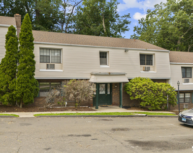 37 Enid Street - Photo Thumbnail 2