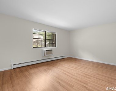 37 Enid Street - Photo Thumbnail 11