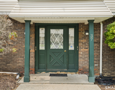 37 Enid Street - Photo Thumbnail 6