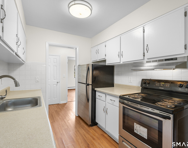 37 Enid Street - Photo Thumbnail 17