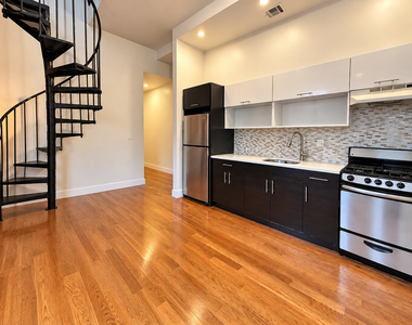 32 Claver Place - Photo Thumbnail 6