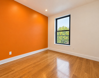 32 Claver Place - Photo Thumbnail 11