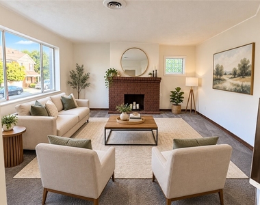 415 N 4th Street - Photo Thumbnail 2