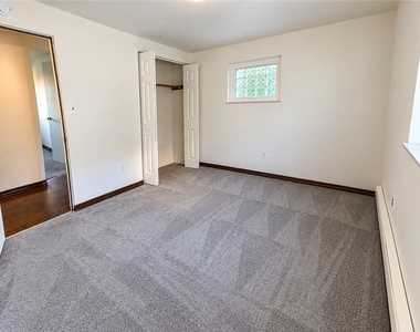 415 N 4th Street - Photo Thumbnail 7