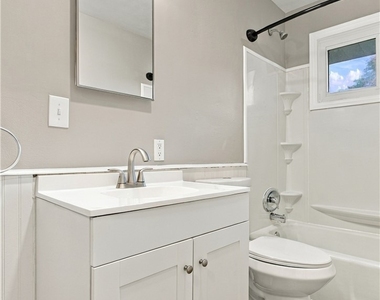 180 Highland Drive - Photo Thumbnail 13