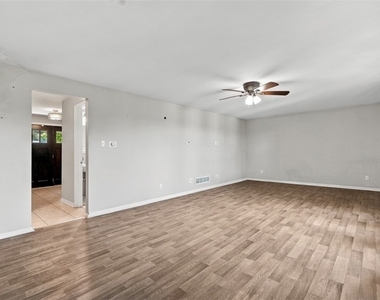 2323 Mill Grove Rd - Photo Thumbnail 6