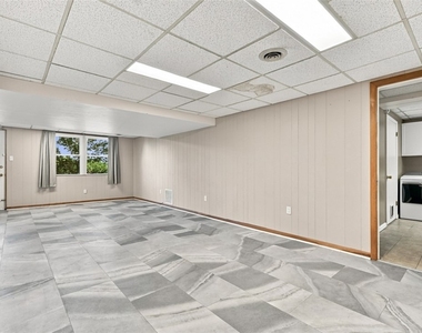 2323 Mill Grove Rd - Photo Thumbnail 14