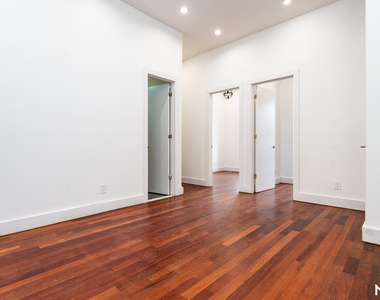 276 Boerum St - Photo Thumbnail 10