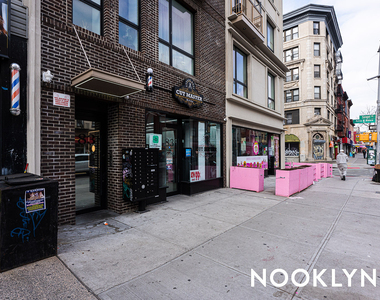 85 Graham Ave - Photo Thumbnail 8