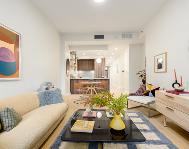 817 Classon Ave - Photo Thumbnail 5