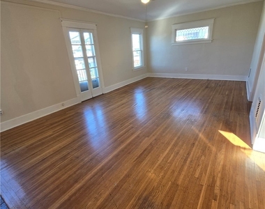217 Hartwell Road - Photo Thumbnail 3