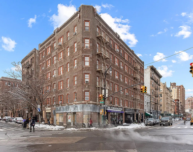 201-205 West 11th Street - Photo Thumbnail 7