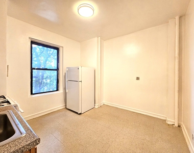 536 Fort Washington Avenue - Photo Thumbnail 4