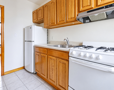 328 East 14th St - Photo Thumbnail 1