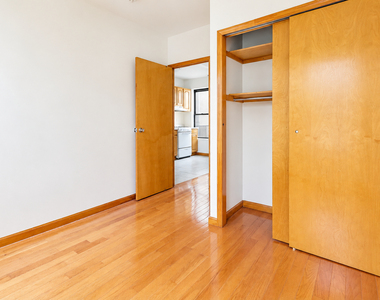 328 East 14th St - Photo Thumbnail 4