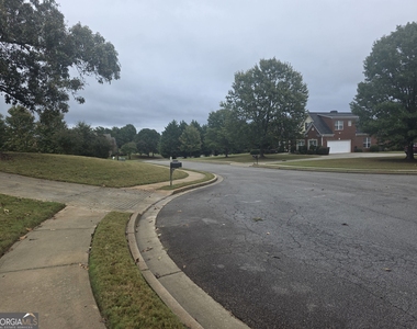 332 Thistlewood Run - Photo Thumbnail 25