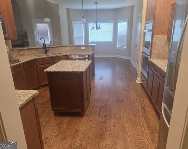 332 Thistlewood Run - Photo Thumbnail 13