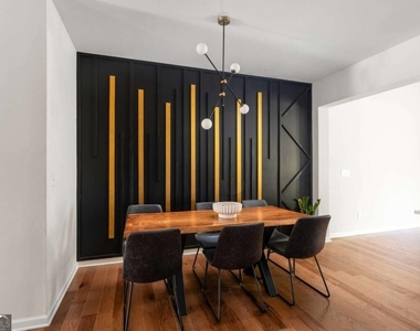 18 Singleton Way - Photo Thumbnail 7