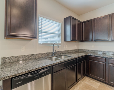 4730 Brookwood Place - Photo Thumbnail 23