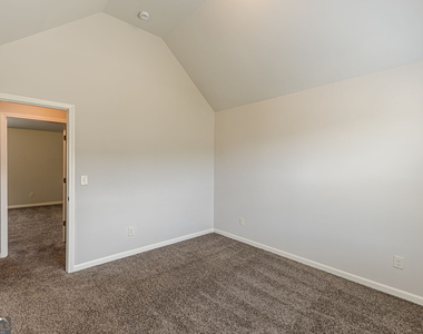 4730 Brookwood Place - Photo Thumbnail 31