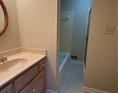 2945 Alan Drive Sw - Photo Thumbnail 26