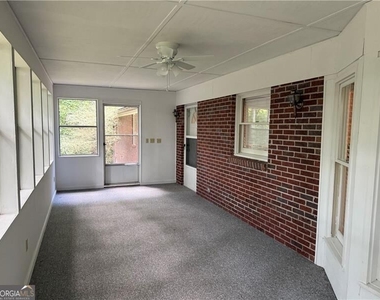 2945 Alan Drive Sw - Photo Thumbnail 35