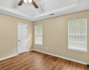 1560 Rogers Crossing Drive - Photo Thumbnail 33