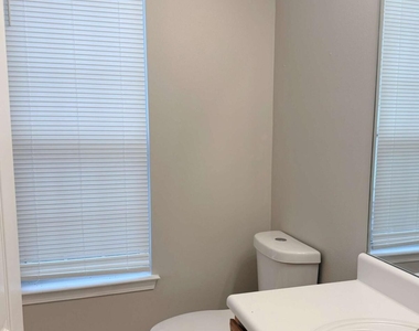 204 Kingfisher Point - Photo Thumbnail 14