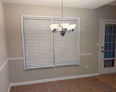2106 Grant Avenue - Photo Thumbnail 5
