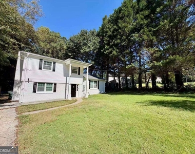 2736 Eaton Place - Photo Thumbnail 1
