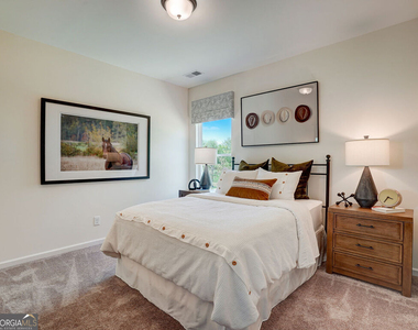 192 Marion Drive - Photo Thumbnail 16