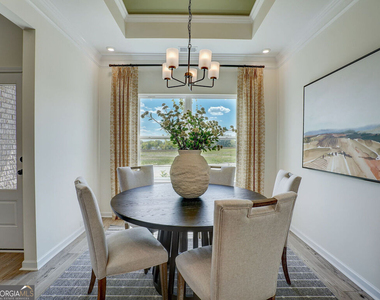 192 Marion Drive - Photo Thumbnail 2