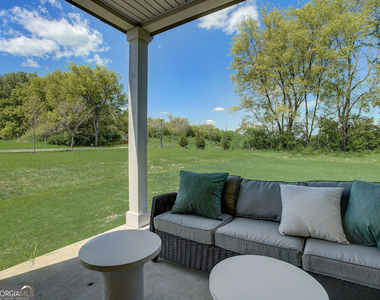 192 Marion Drive - Photo Thumbnail 17