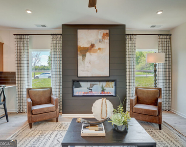 192 Marion Drive - Photo Thumbnail 8