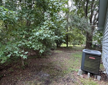 183 Talbot Court - Photo Thumbnail 32